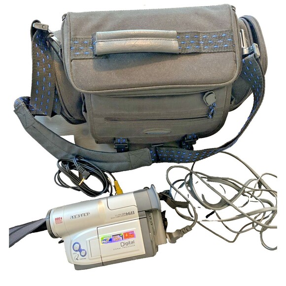 Samsung SCL906 Hi8 Video Camera Camcorder Digital 22x Zoom Case-OEM parts-remote - Picture 1 of 6